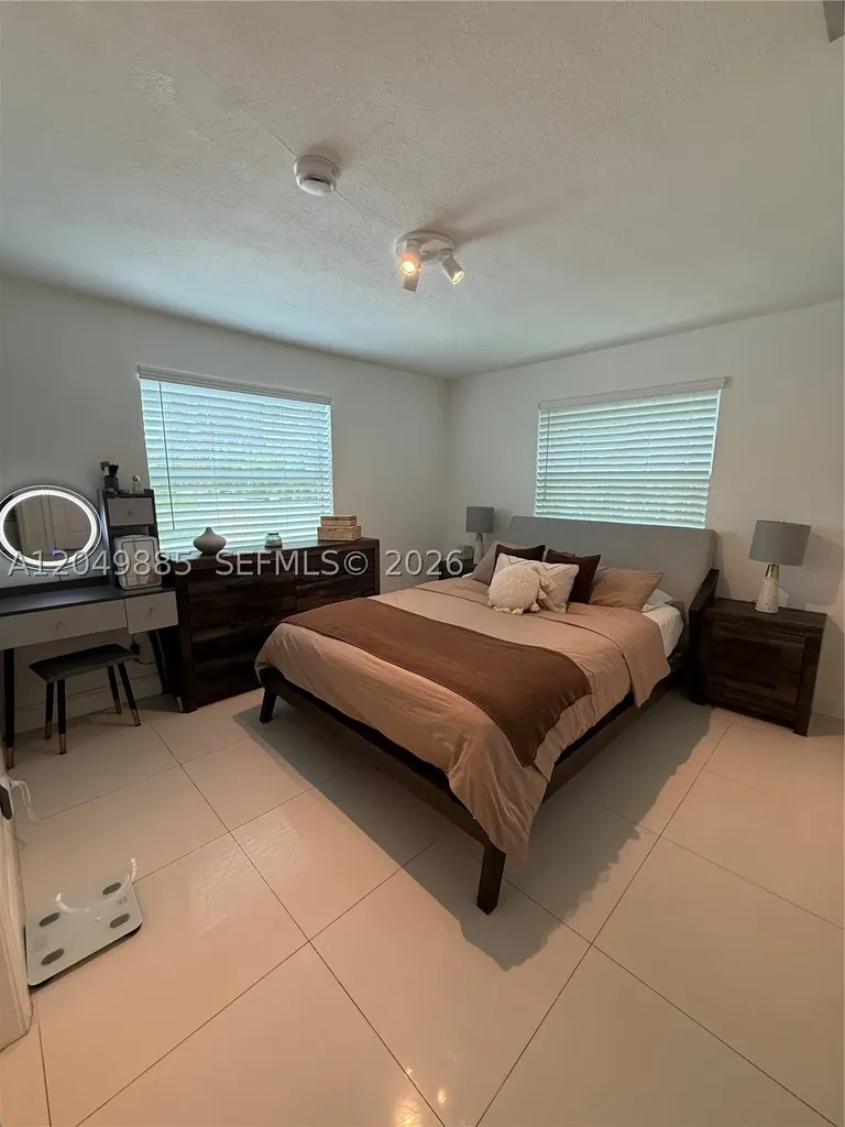 1902 N 24th Avenue Hollywood FL 33020