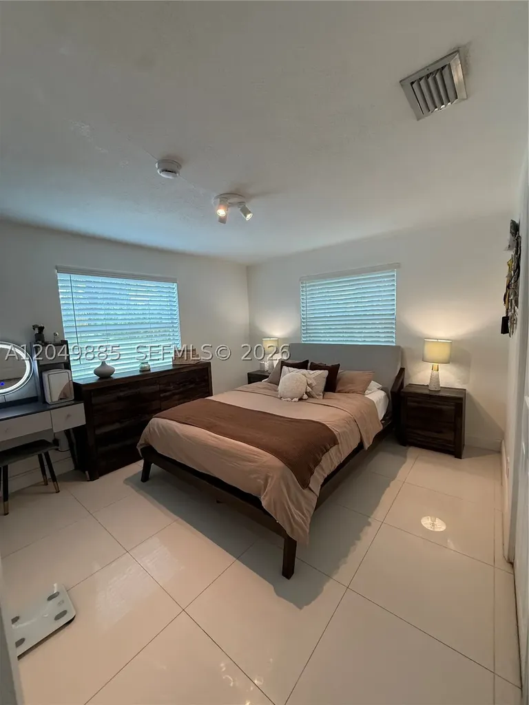 1902 N 24th Avenue Hollywood FL 33020