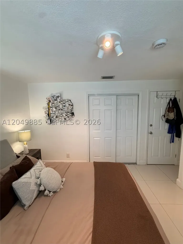 1902 N 24th Avenue Hollywood FL 33020