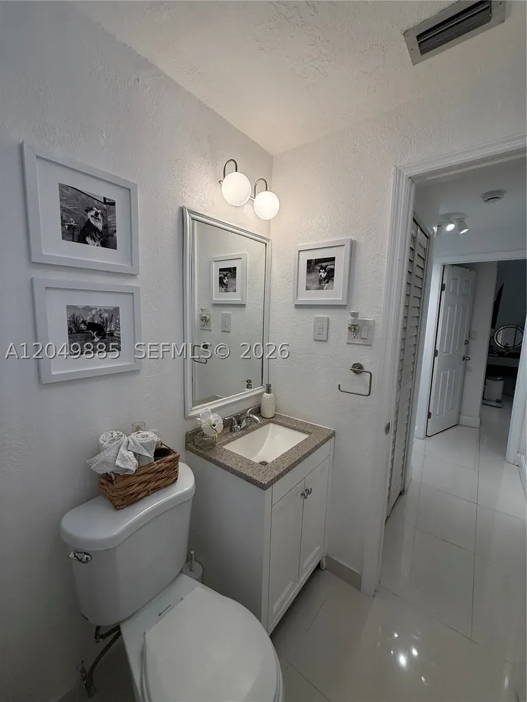1902 N 24th Avenue Hollywood FL 33020