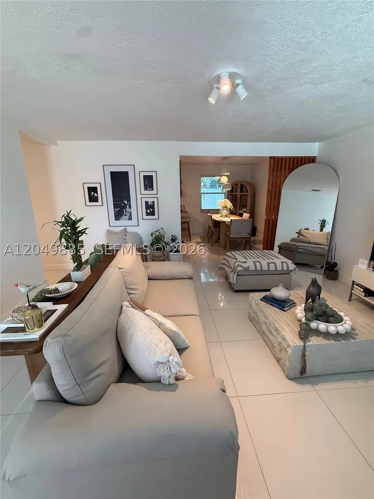 1902 N 24th Avenue Hollywood FL 33020