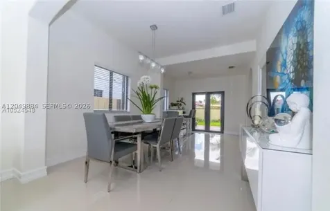 16588 SW 44 Street Kendall FL 33185