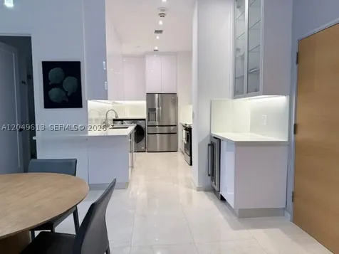 881 Ocean Drive Key Biscayne FL 33149