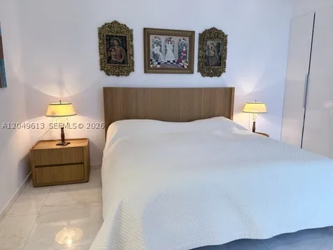881 Ocean Drive Key Biscayne FL 33149