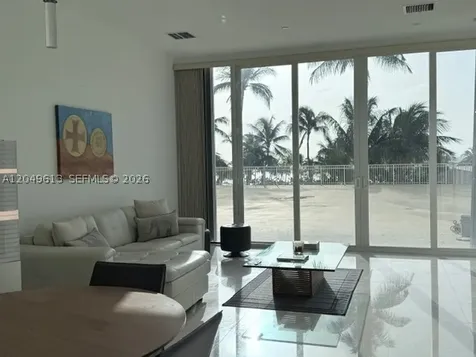 881 Ocean Drive Key Biscayne FL 33149