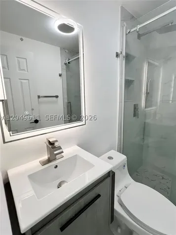 511 N 70th Way Hollywood FL 33024