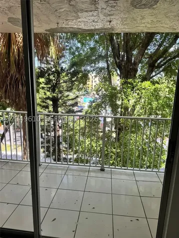 8511 NW 8th Street Miami FL 33126