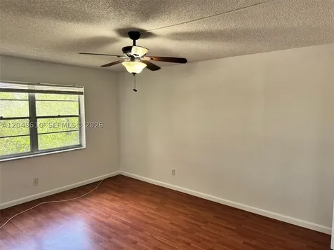 8511 NW 8th Street Miami FL 33126