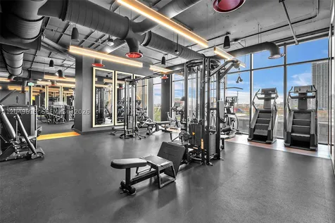 20 NE 11th Street Miami FL 33132