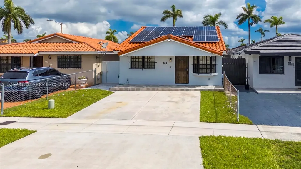 8871 NW 114th Street Hialeah Gardens FL 33018