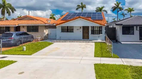 8871 NW 114th Street Hialeah Gardens FL 33018