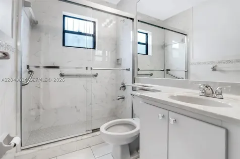 8871 NW 114th Street Hialeah Gardens FL 33018