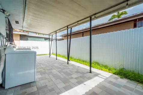 8871 NW 114th Street Hialeah Gardens FL 33018