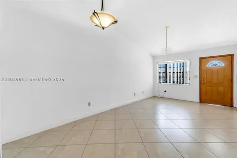 8871 NW 114th Street Hialeah Gardens FL 33018