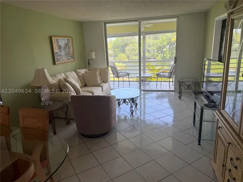 8135 Sunrise Lakes Boulevard Sunrise FL 33322