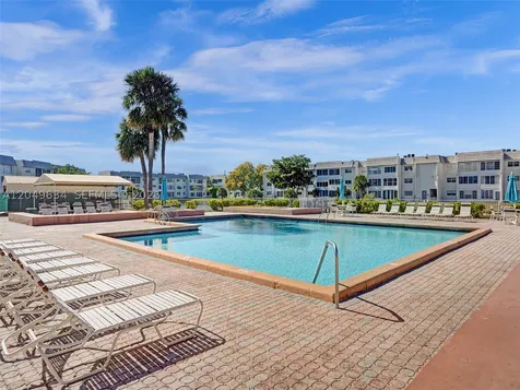 8135 Sunrise Lakes Boulevard Sunrise FL 33322