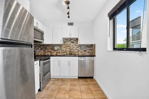 9920 NW 68th Place Tamarac FL 33321