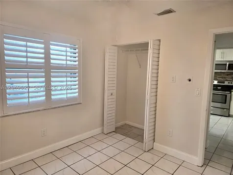 7670 SW 152 Avenue Kendall FL 33193