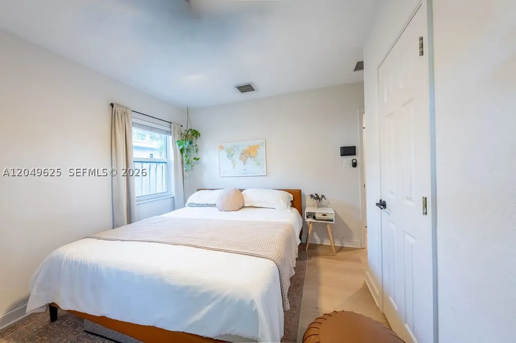 1305 NW 5th Avenue Fort Lauderdale FL 33311