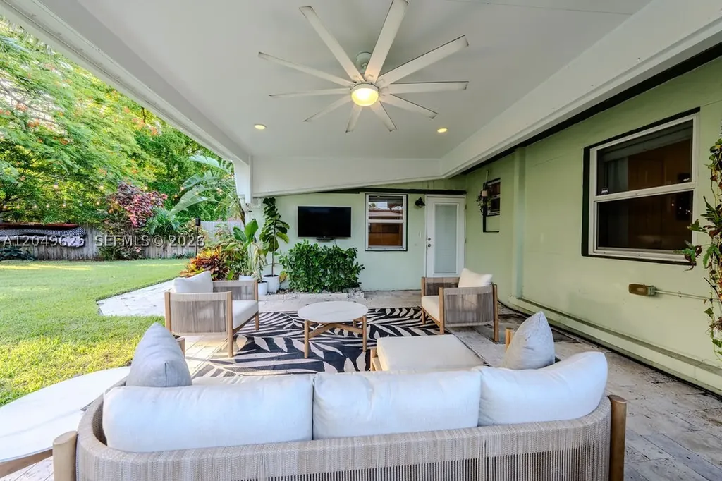 1305 NW 5th Avenue Fort Lauderdale FL 33311