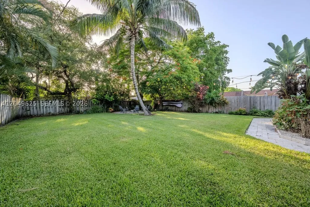 1305 NW 5th Avenue Fort Lauderdale FL 33311