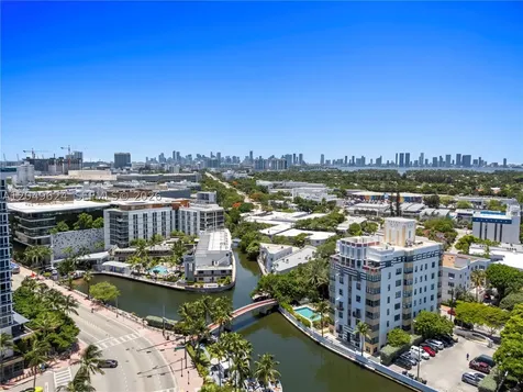 2457 Collins Avenue Miami Beach FL 33140