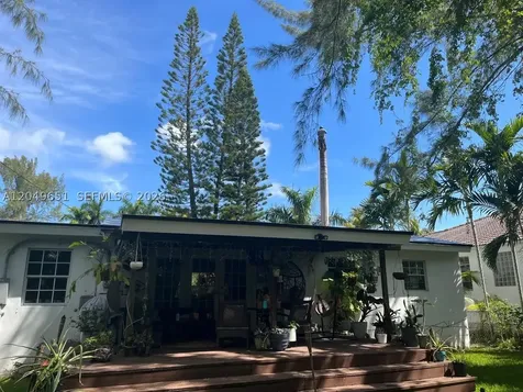 1050 NE 81st Street Miami FL 33138