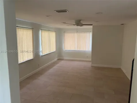 5853 Mckinley Street Hollywood FL 33021