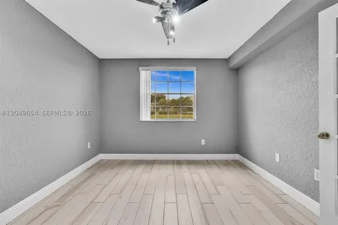 2851 N Oakland Forest Drive Oakland Park FL 33309