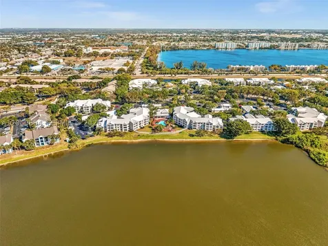 2851 N Oakland Forest Drive Oakland Park FL 33309