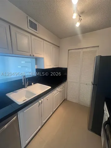 19601 E Country Club Drive Aventura FL 33180