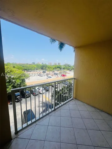 19601 E Country Club Drive Aventura FL 33180