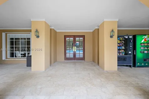 19601 E Country Club Drive Aventura FL 33180