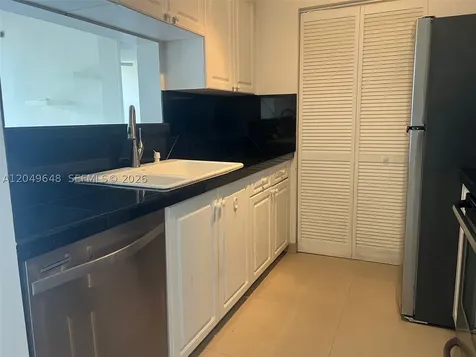 19601 E Country Club Drive Aventura FL 33180