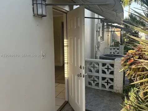 4401 NW 43rd Avenue Tamarac FL 33319