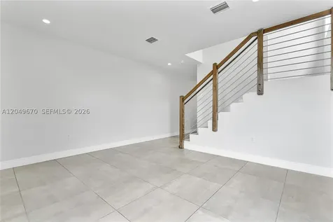 4390 E 10th Avenue Hialeah FL 33013
