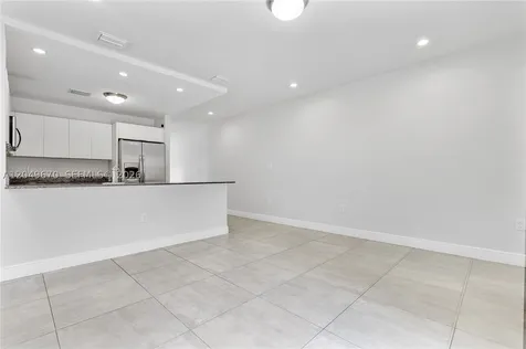 4390 E 10th Avenue Hialeah FL 33013