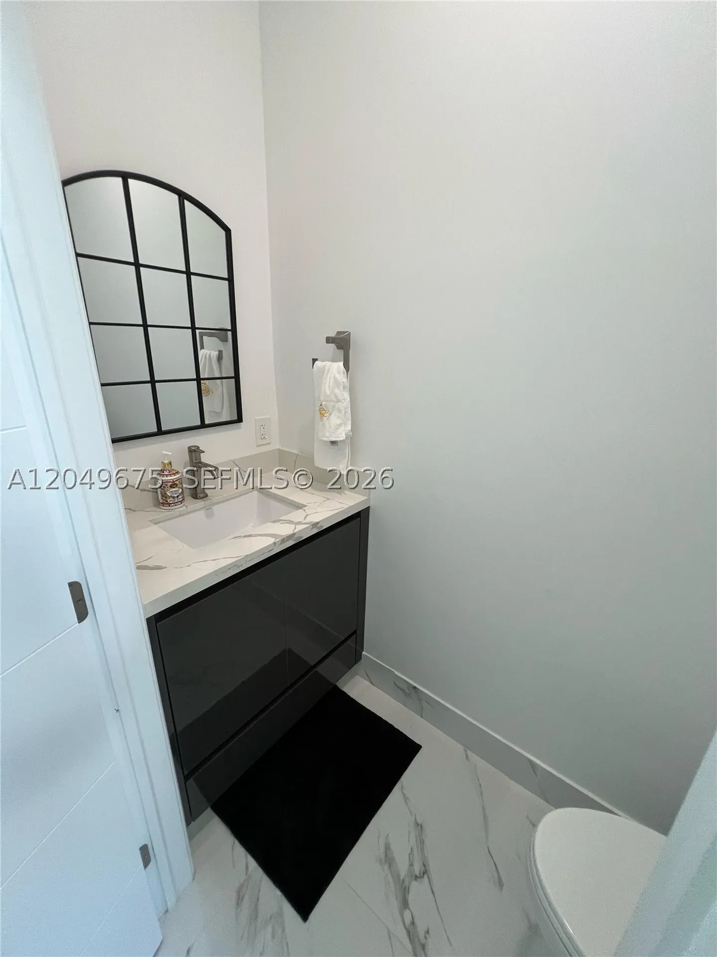 2342 Mckinley Street Hollywood FL 33020