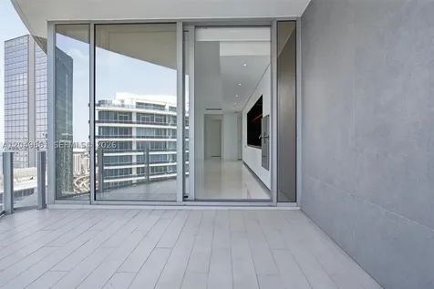 300 Biscayne Boulevard Way Miami FL 33131