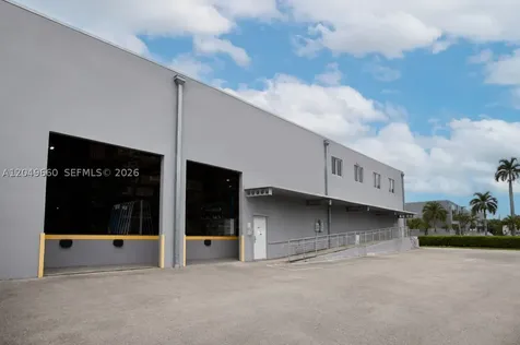 2290 W 8th Avenue Hialeah FL 33010