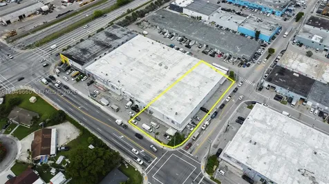 2290 W 8th Avenue Hialeah FL 33010