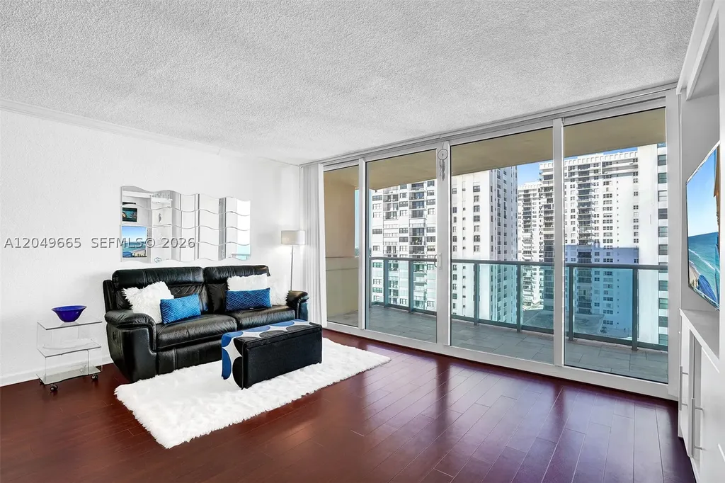 2501 S Ocean Drive Hollywood FL 33019