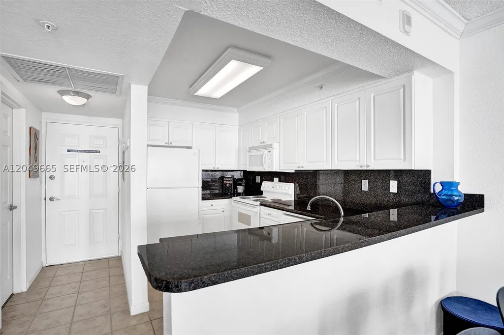 2501 S Ocean Drive Hollywood FL 33019