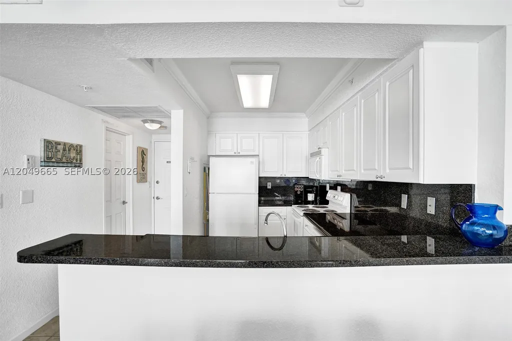 2501 S Ocean Drive Hollywood FL 33019