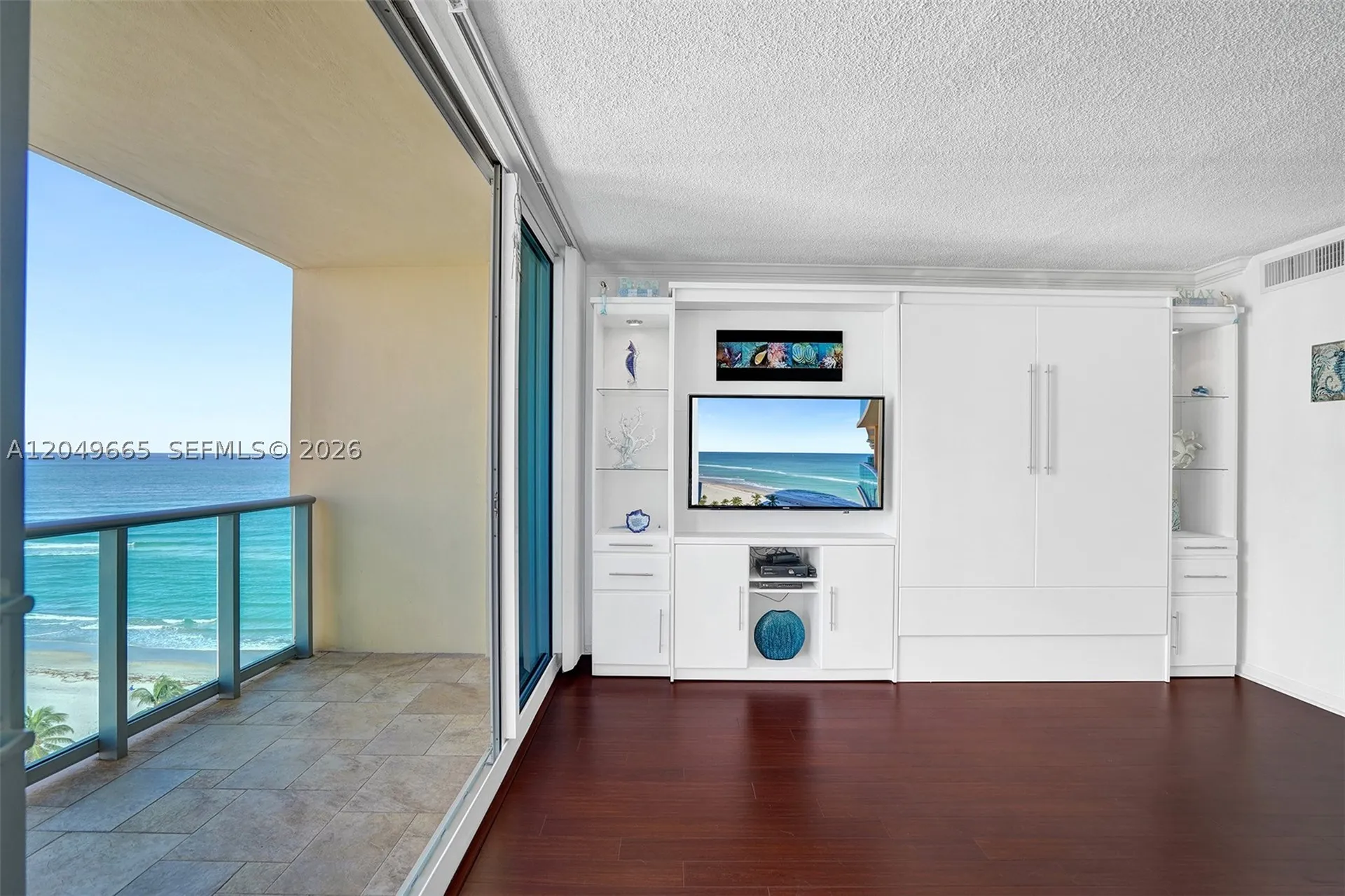 2501 S Ocean Drive Hollywood FL 33019