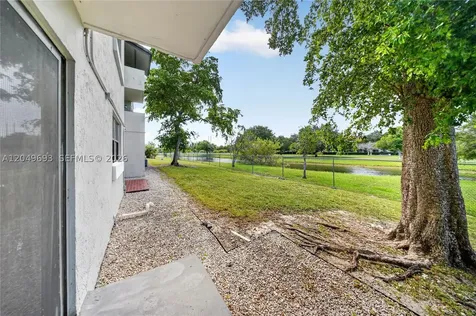7195 NW 179th Street Hialeah FL 33015