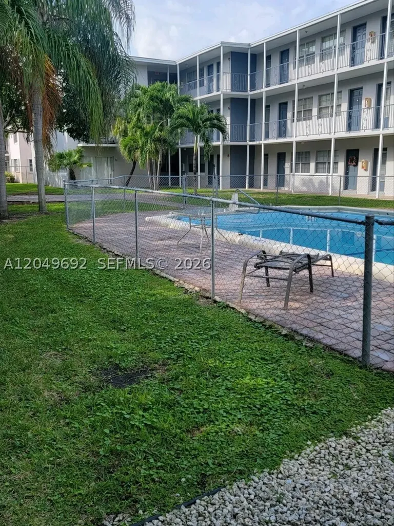 1328 Wiley Street Hollywood FL 33019