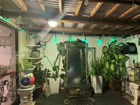 9101 SW 19th Place Davie FL 33324