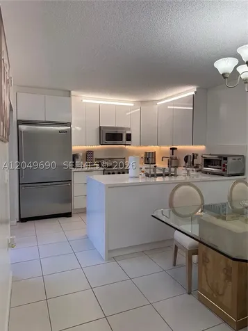 9101 SW 19th Place Davie FL 33324