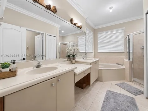 16519 SW 67th Terrace Miami FL 33193